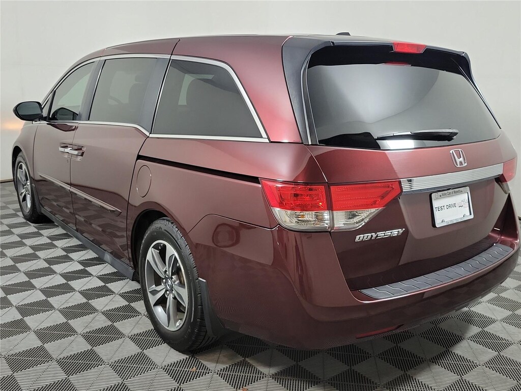 Used 2016 Honda Odyssey EX-L Van