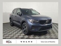 2026 Volvo XC40 B4 Core FWD SUV