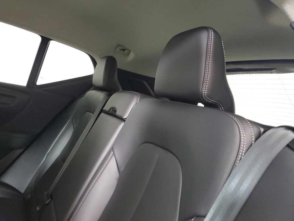 2026 Volvo XC40 Core - Photo 15