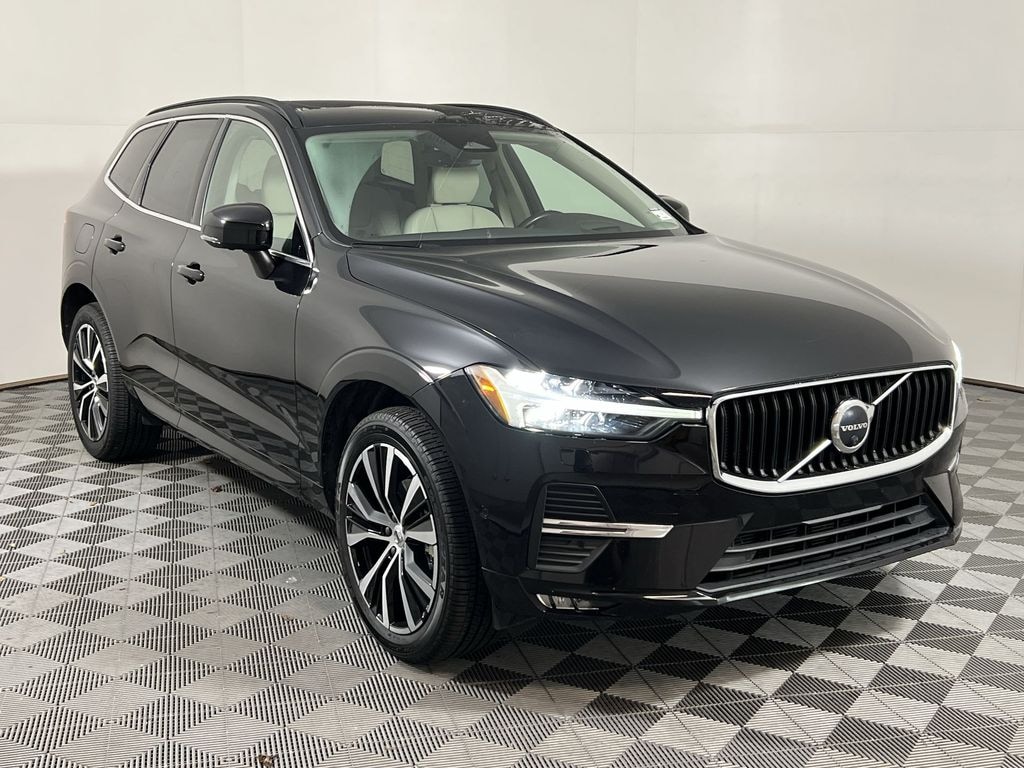Used 2022 Volvo XC60 B5 AWD Momentum SUV