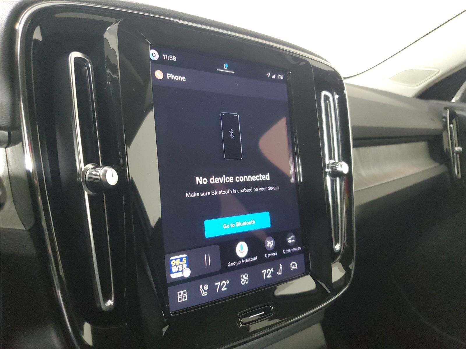 2026 Volvo XC40 Core - Photo 28