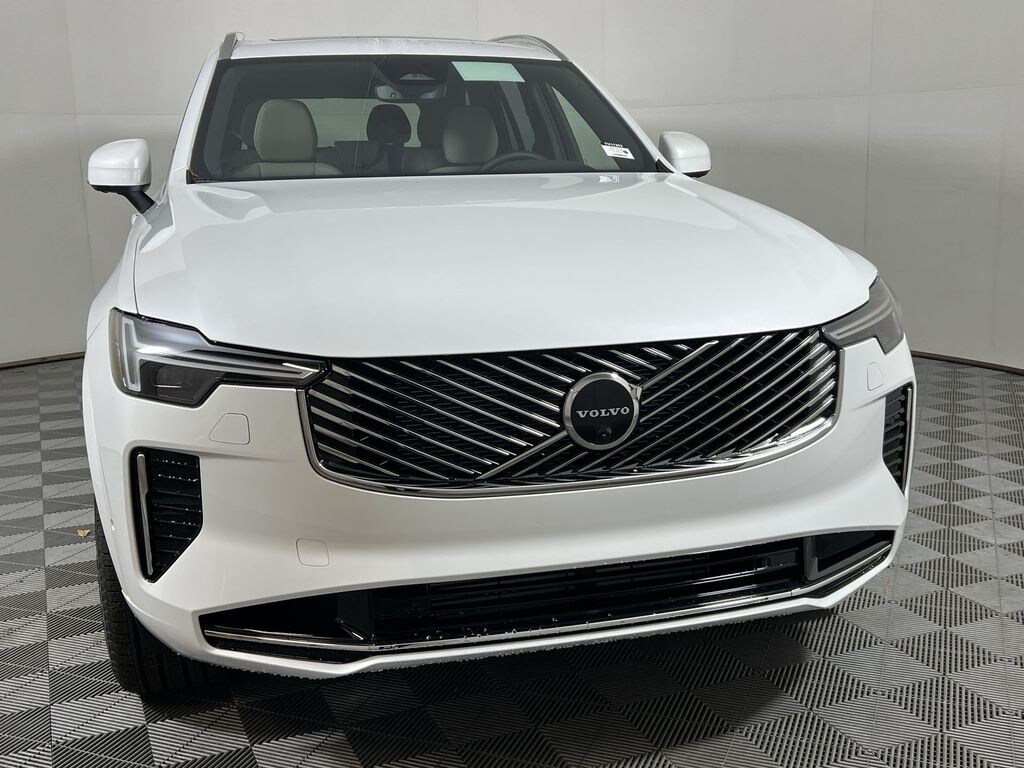 New 2026 Volvo XC90 plug-in hybrid T8 Plus 7-Seater SUV