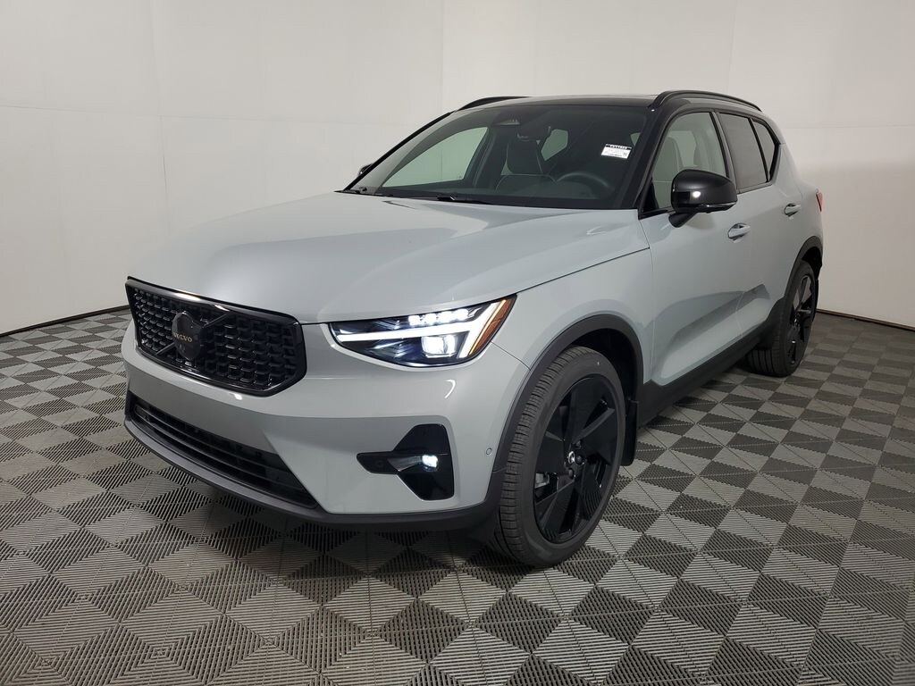 New 2026 Volvo XC40 B5 Ultra Black Edition SUV