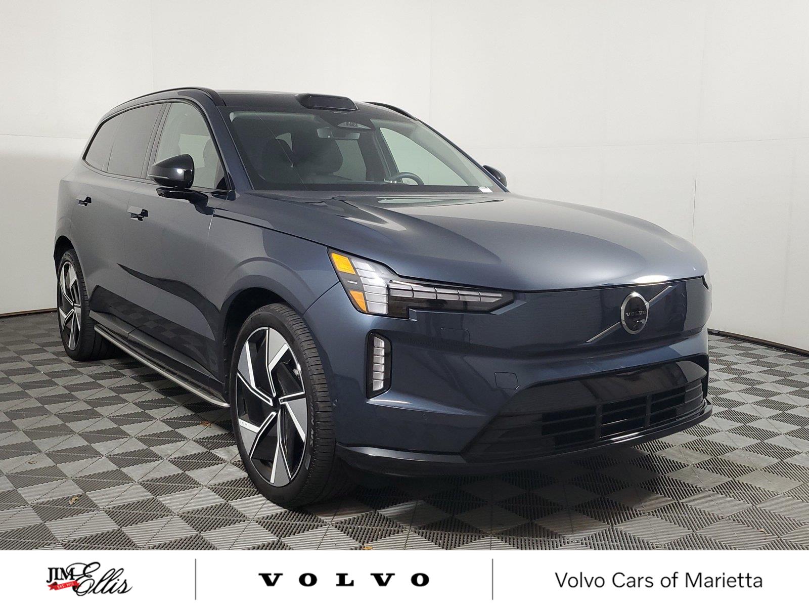 Used 2025 Volvo EX90 Ultra with VIN 7JDE23KLXSG007399 for sale in Marietta, GA