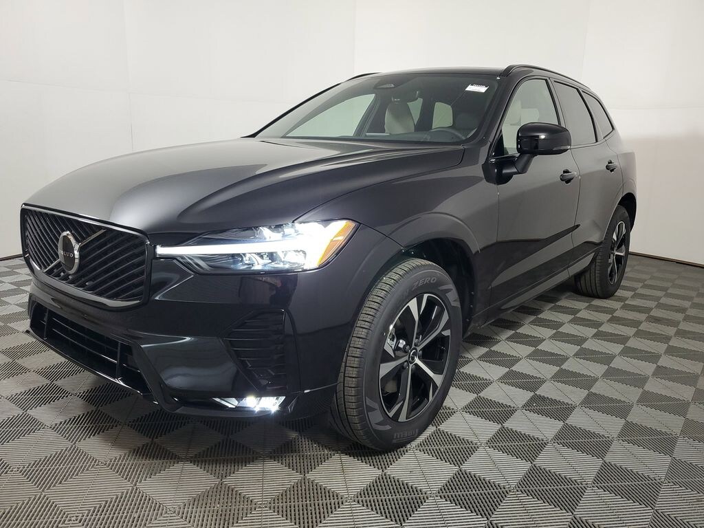 New 2026 Volvo XC60 B5 Core SUV