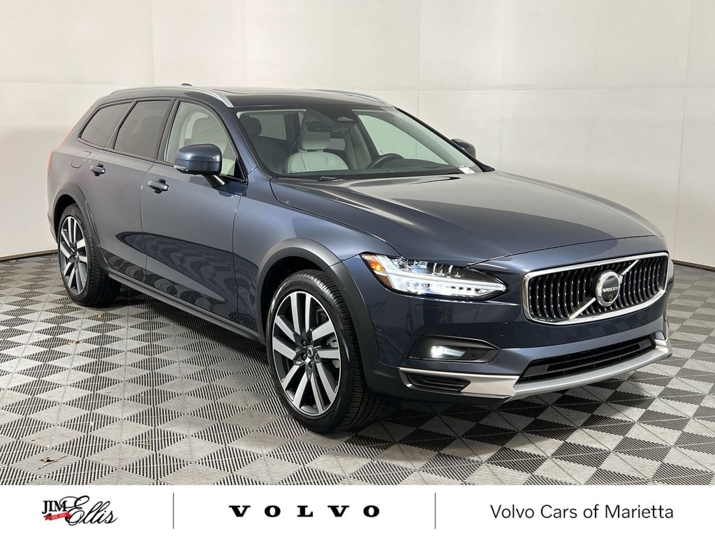 Certified 2025 Volvo V90 Cross Country B6 Ultra Wagon