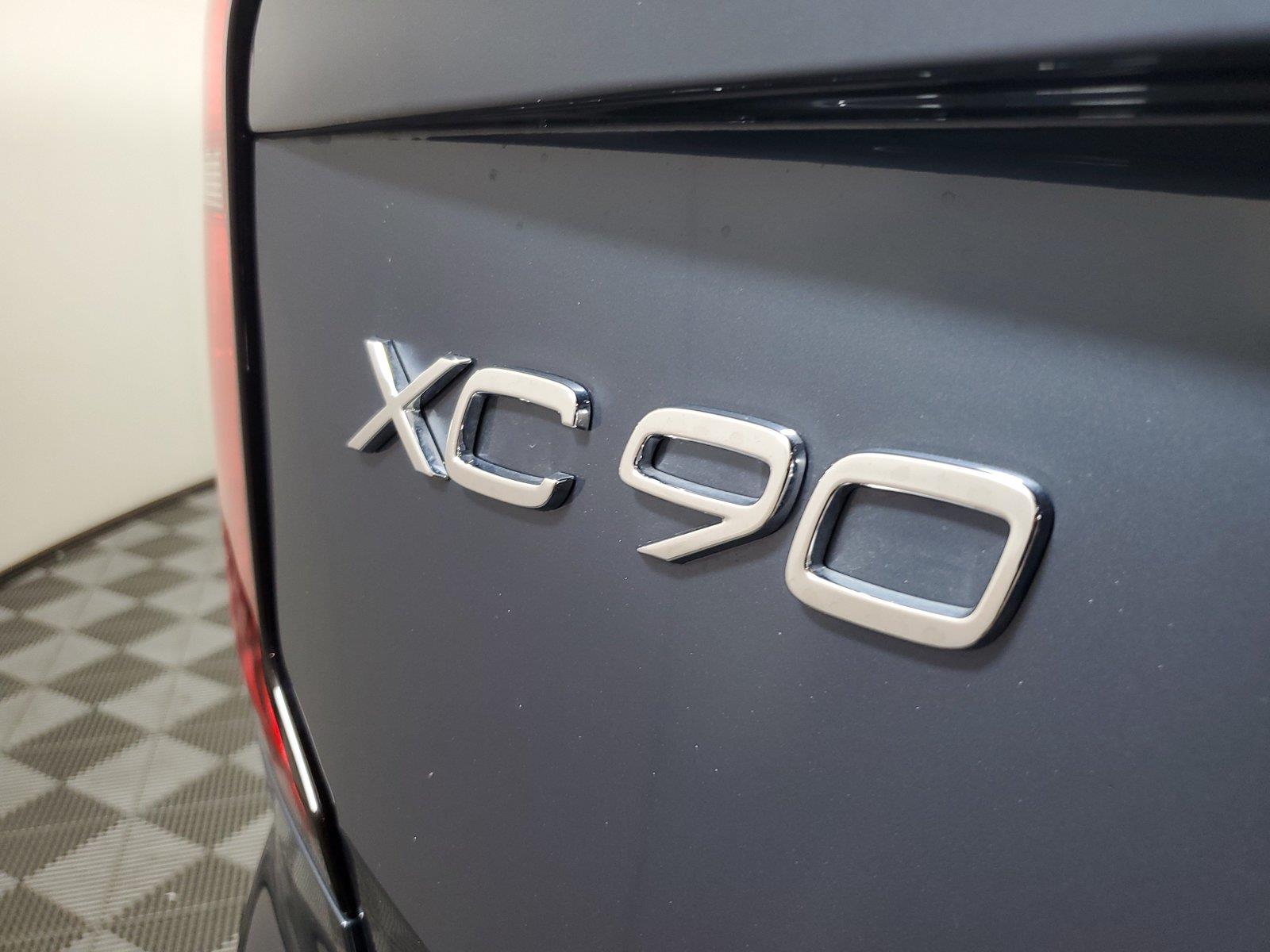 2026 Volvo XC90 Plus - Photo 8