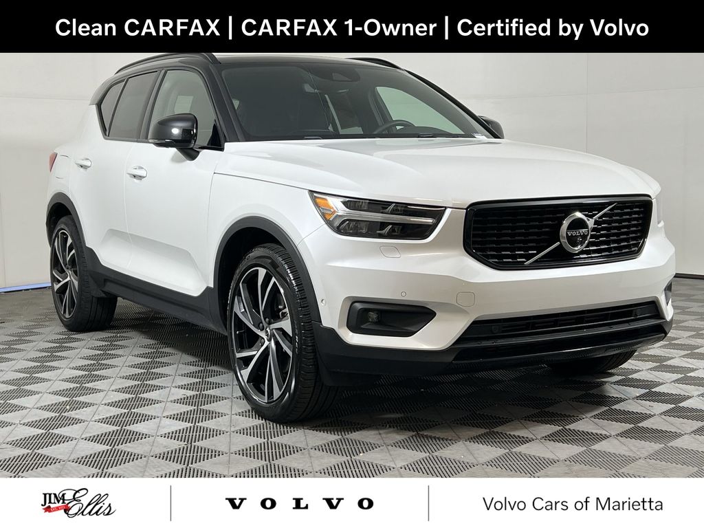 2021 Volvo XC40 R-Design's photo