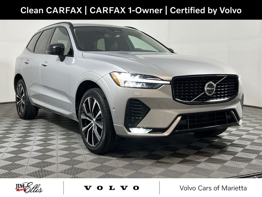 2023 Volvo XC60 Plus's photo