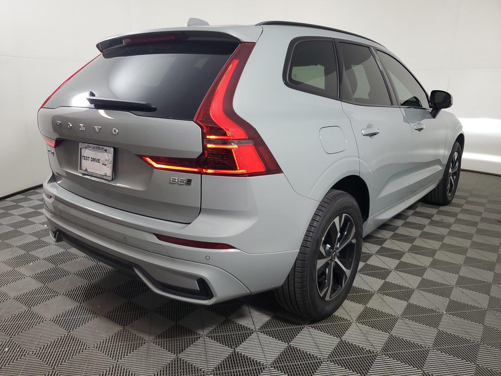 2026 Volvo XC60 Core - Photo 6