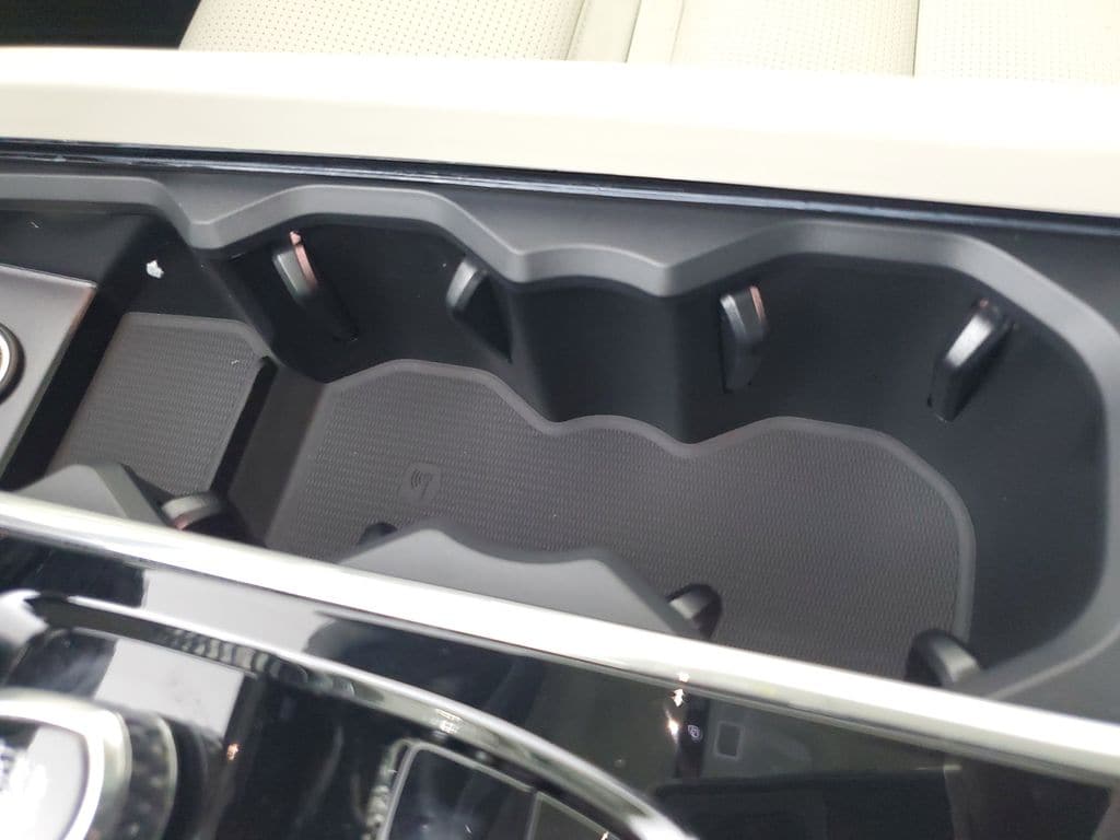 2026 Volvo XC60 Ultra - Photo 31