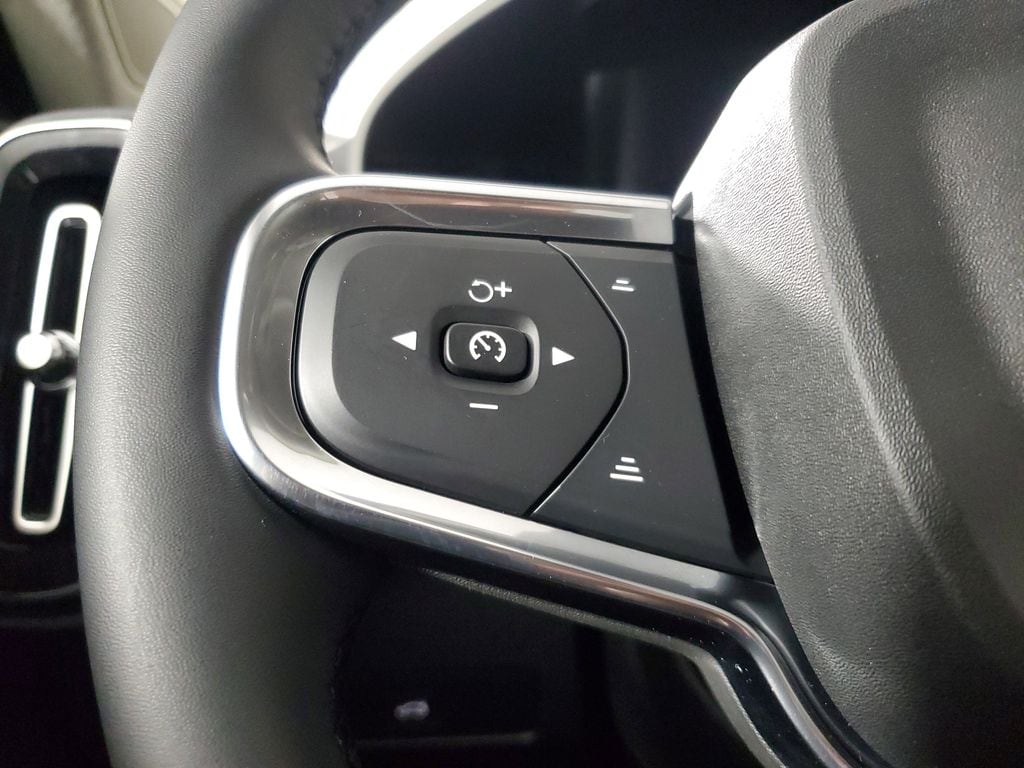 2026 Volvo XC40 Core - Photo 27
