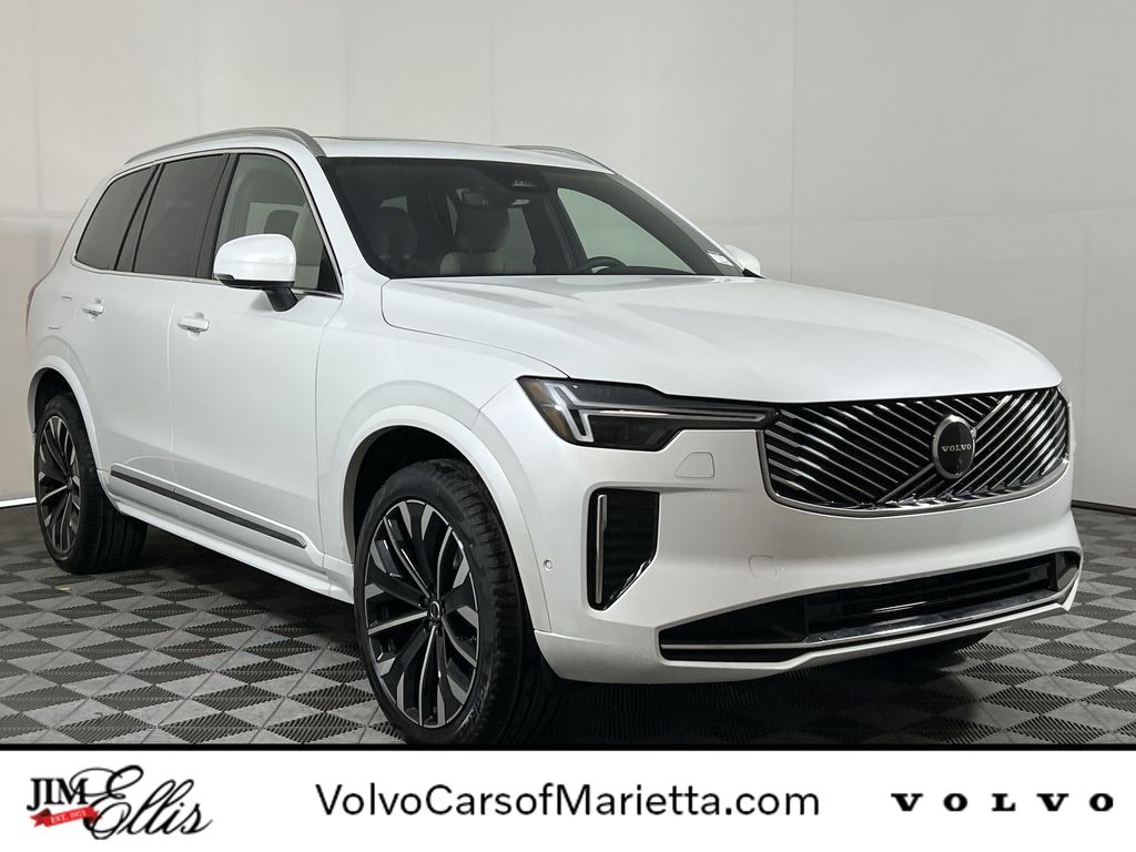 2026 Volvo XC90 Plus's photo