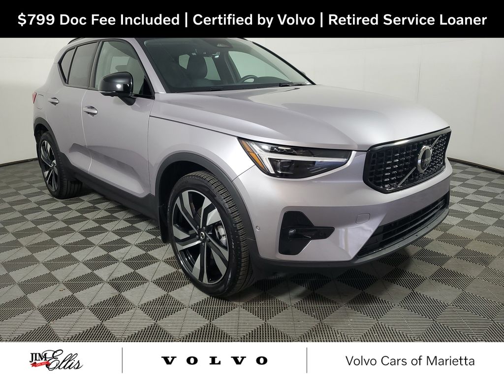 2026 Volvo XC40 B4 Plus FWD