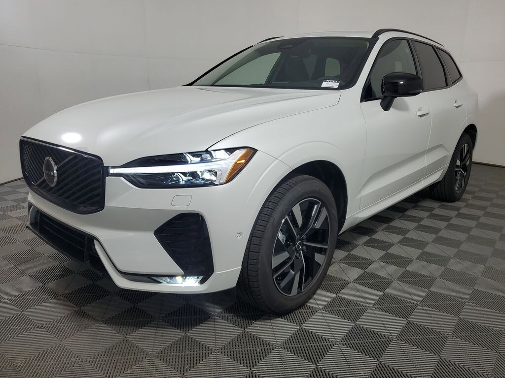 New 2026 Volvo XC60 B5 Plus SUV
