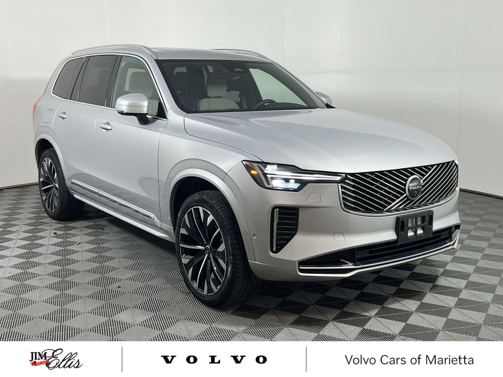 2025 Volvo XC90 Plus photo 2