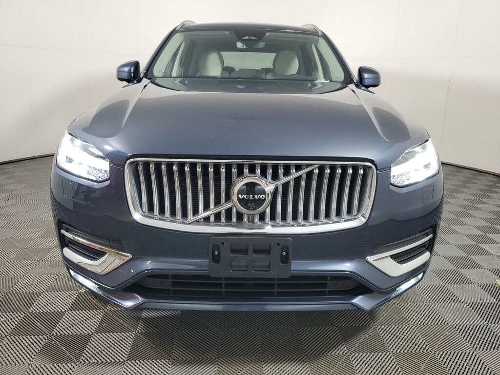 Certified 2025 Volvo XC90 B6 Plus 7-Seater SUV
