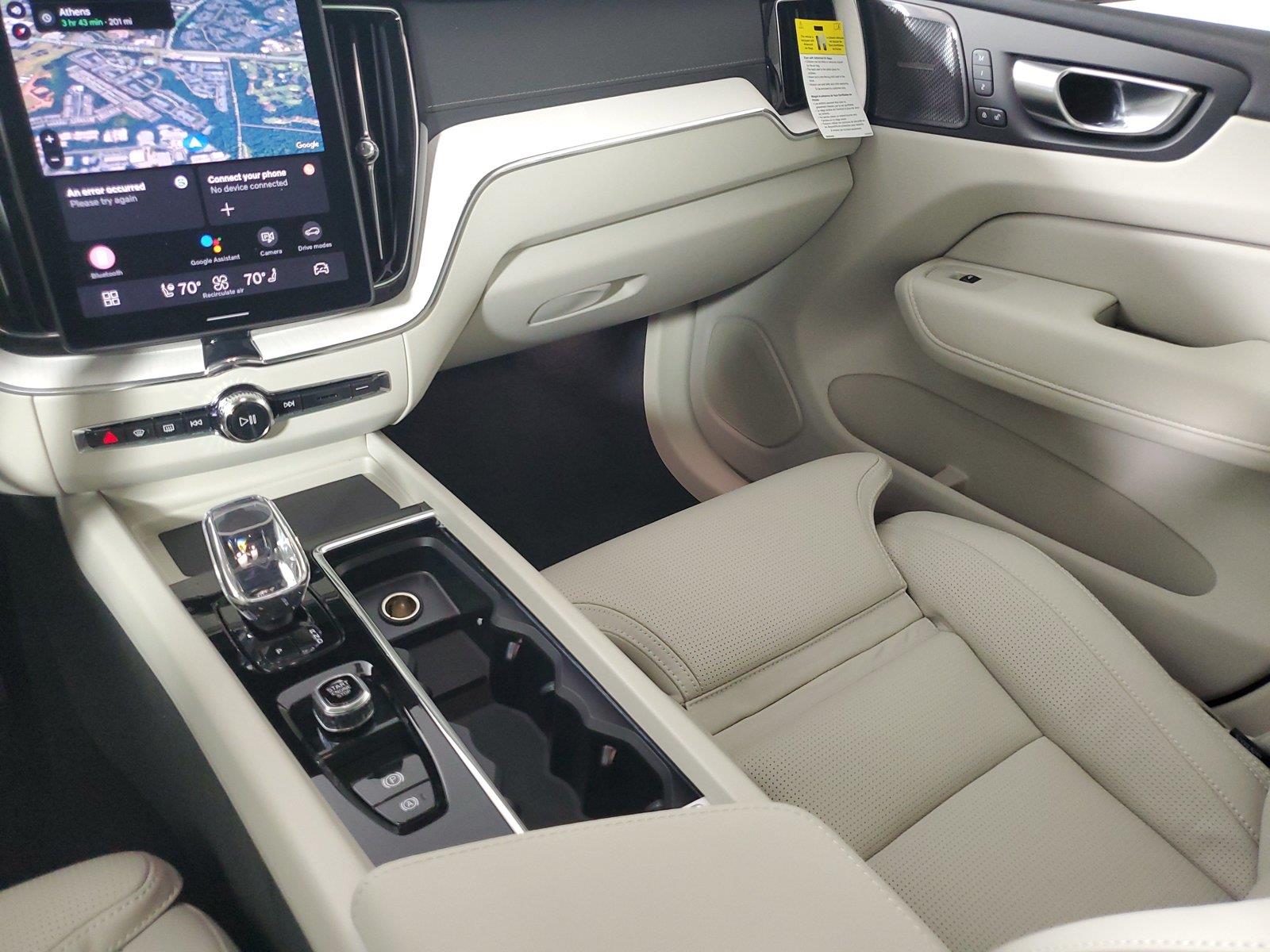 2026 Volvo XC60 Ultra - Photo 17