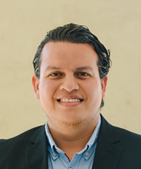 Staff member Chris Castillo from ID_dfb798