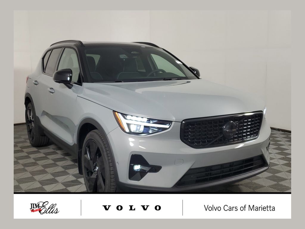 2026 Volvo XC40 B5 Ultra Ultra Black Edition AWD's photo