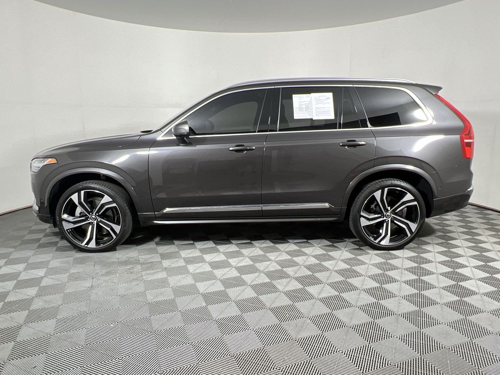 2024 Volvo XC90 Ultimate photo 2