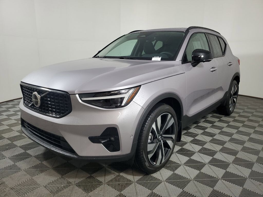 Used 2026 Volvo XC40 B5 Ultra SUV