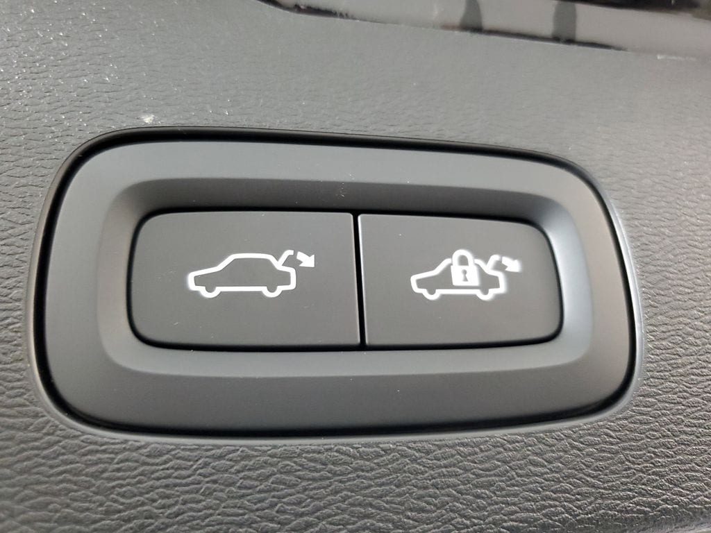 2026 Volvo V60 Cross Country Ultra - Photo 10