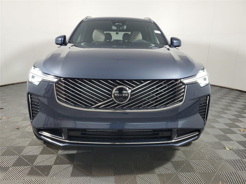 New 2026 Volvo XC90 plug-in hybrid T8 Ultra 7-Seater SUV