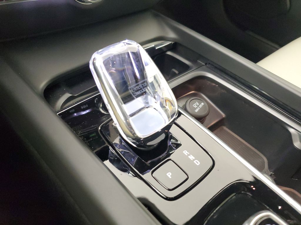 2026 Volvo V60 Cross Country Ultra - Photo 32