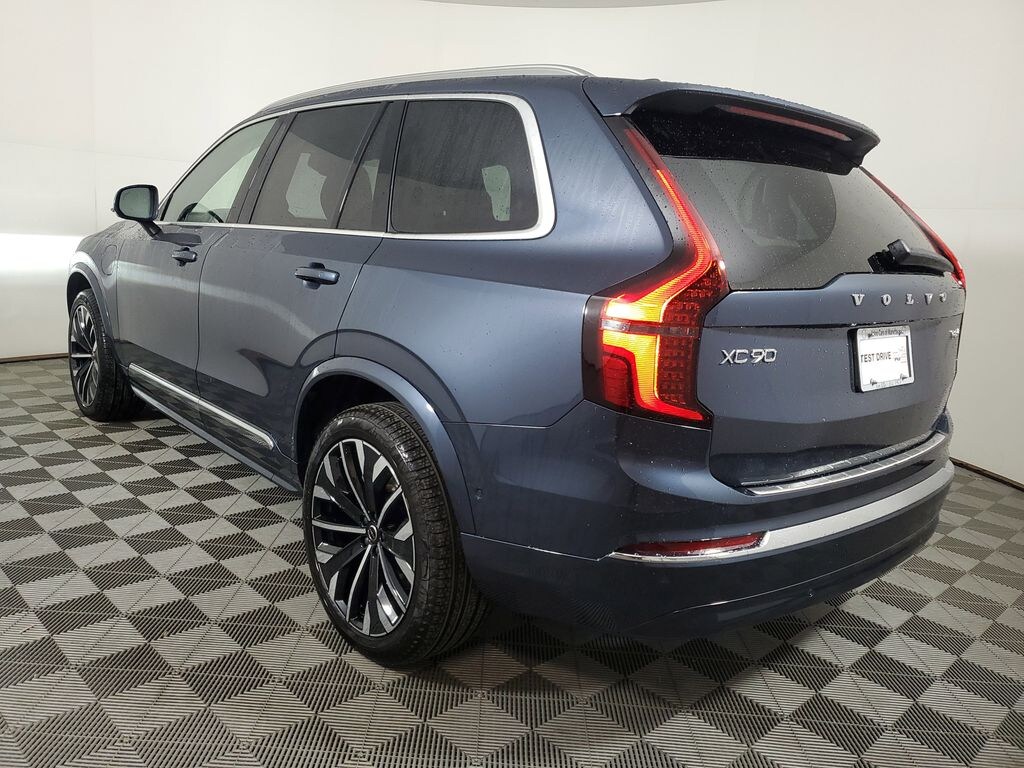 New 2026 Volvo XC90 plug-in hybrid T8 Ultra 7-Seater SUV