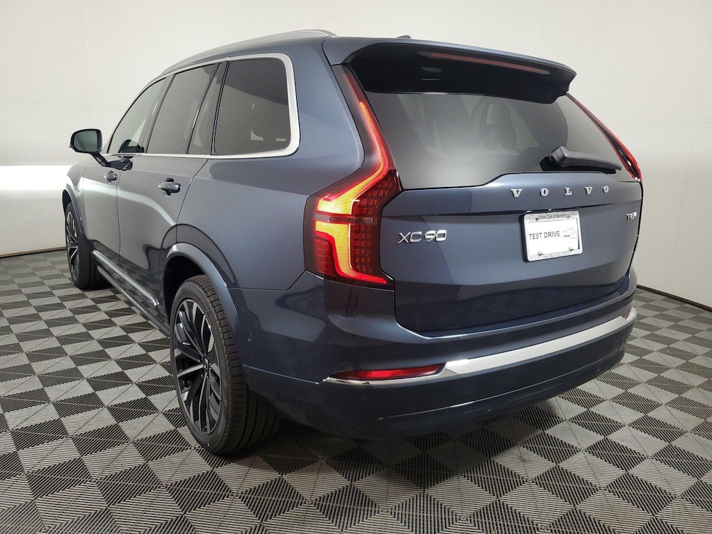 New 2026 Volvo XC90 plug-in hybrid T8 Plus 7-Seater SUV