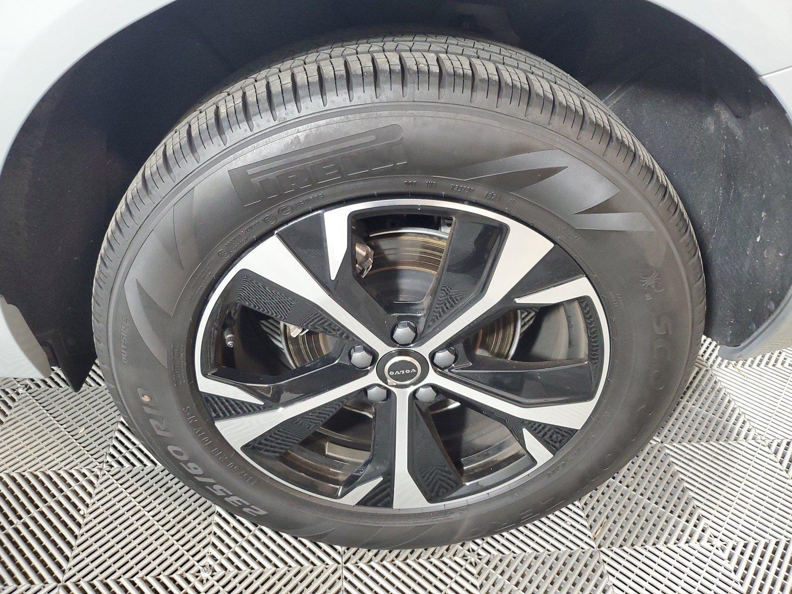 2026 Volvo XC60 Core - Photo 11