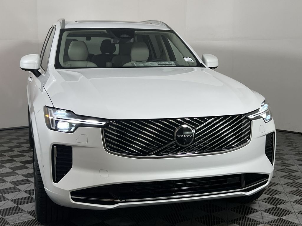 2026 Volvo XC90 photo 3