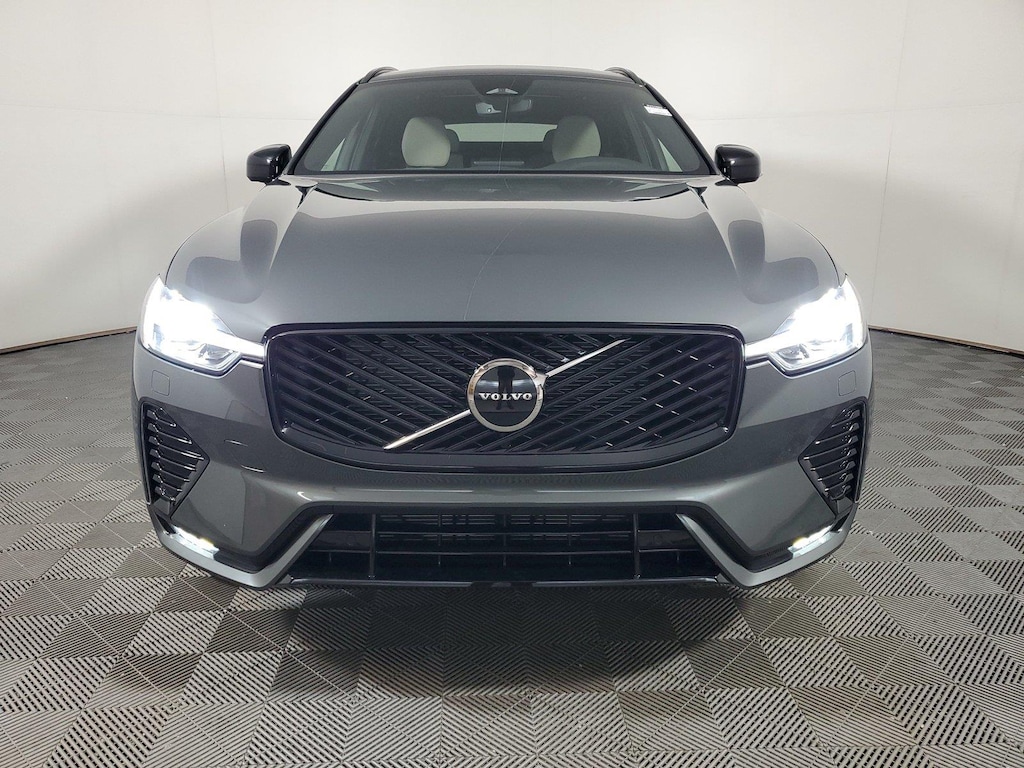 New 2027 Volvo XC60 B5 Core SUV