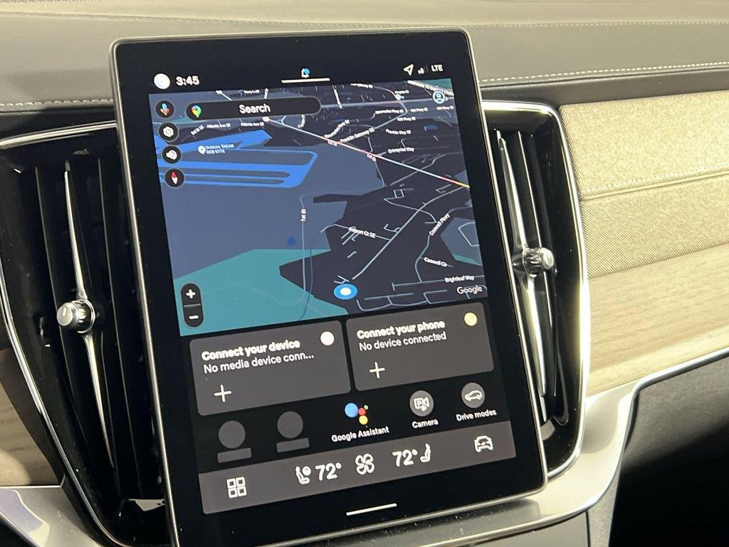 2026 Volvo XC90 Plus - Photo 18