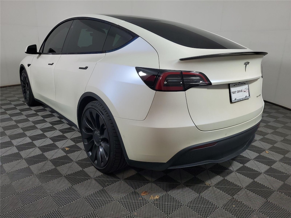 Used 2022 Tesla Model Y Performance SUV