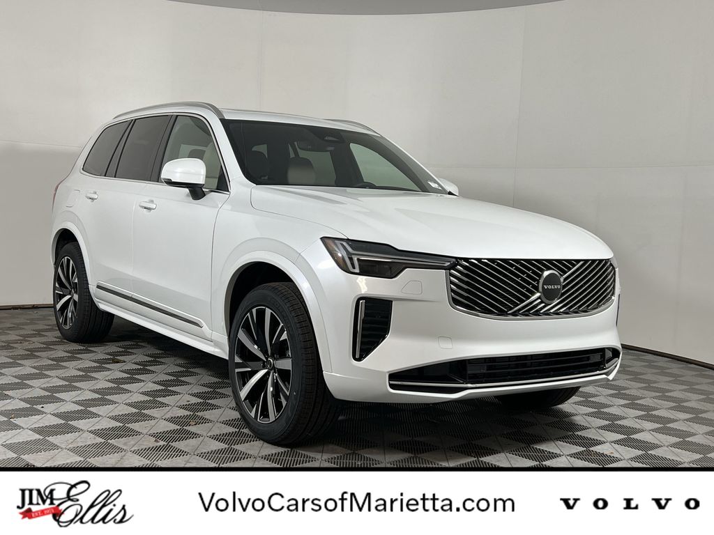 2026 Volvo XC90 Core's photo