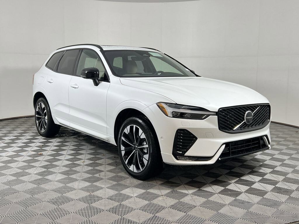 New 2026 Volvo XC60 B5 Plus SUV