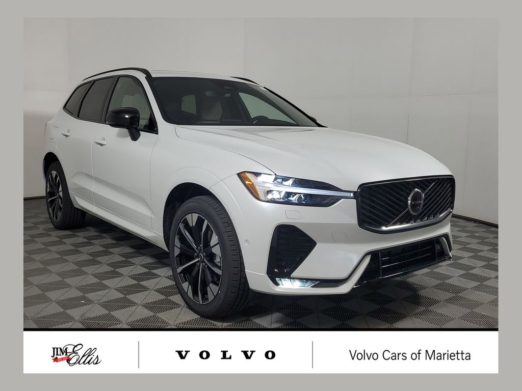 2026 Volvo XC60 B5 Plus Dark AWD's photo