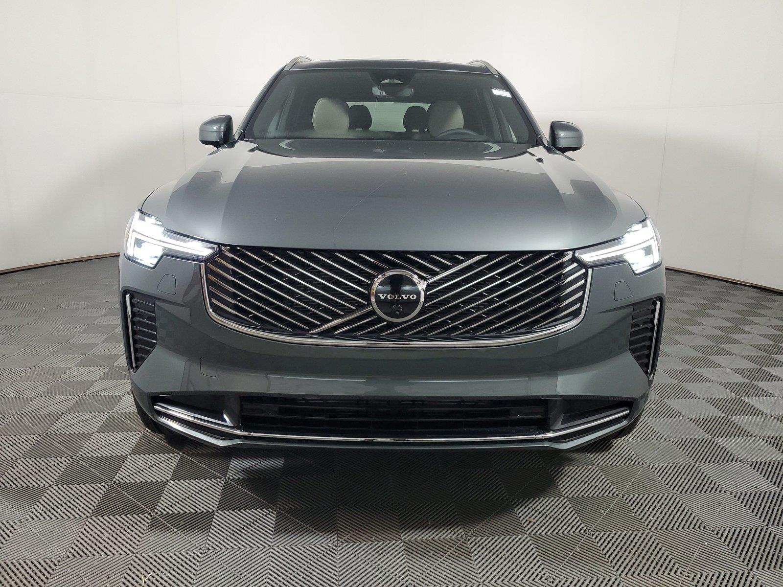 New 2027 Volvo XC90 B6 Ultra 6-Seater SUV