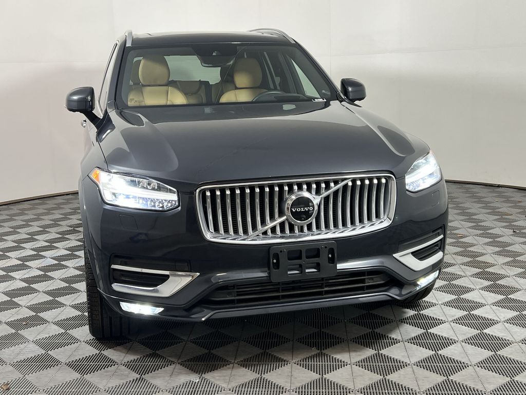 2022 Volvo XC90 T6 AWD Inscription photo 3