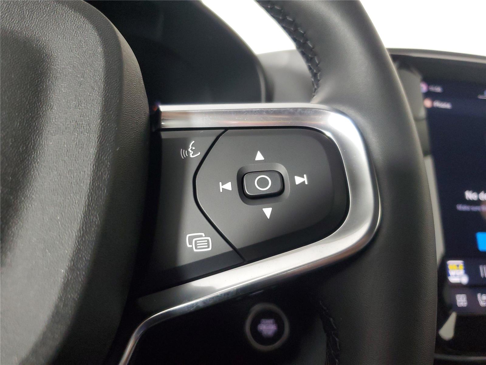 2026 Volvo XC40 Core - Photo 26