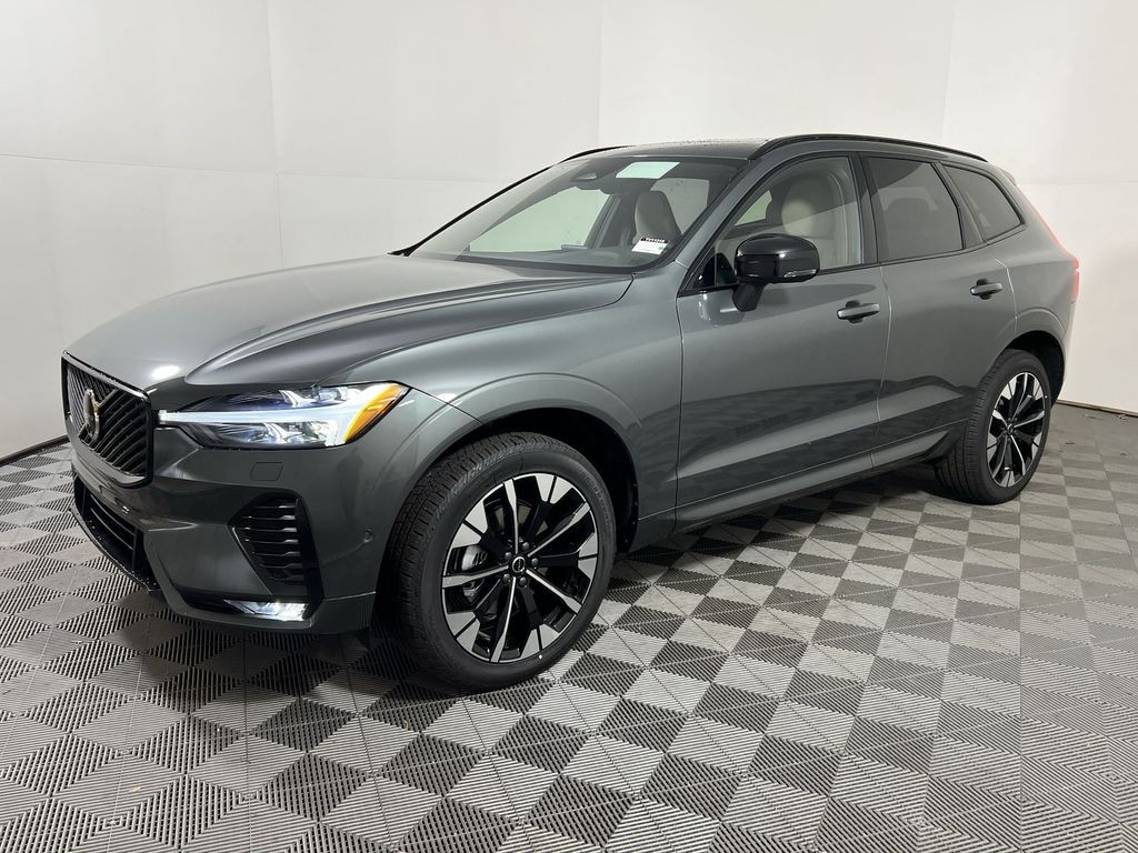 New 2026 Volvo XC60 B5 Plus SUV