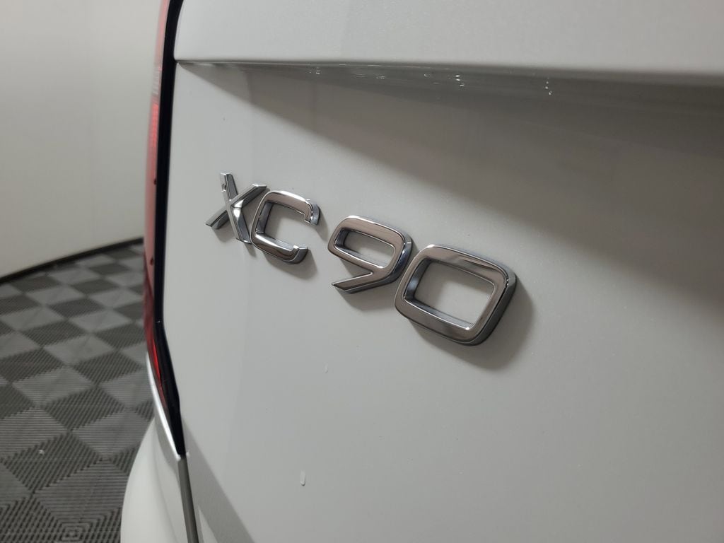 2025 Volvo XC90 Core - Photo 10