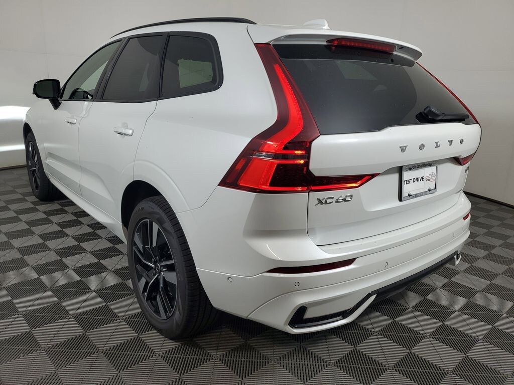 New 2026 Volvo XC60 B5 Plus SUV