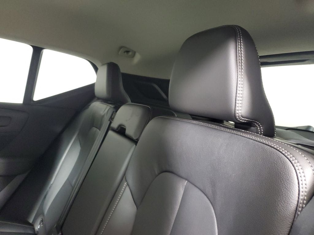 2026 Volvo XC40 Core - Photo 15