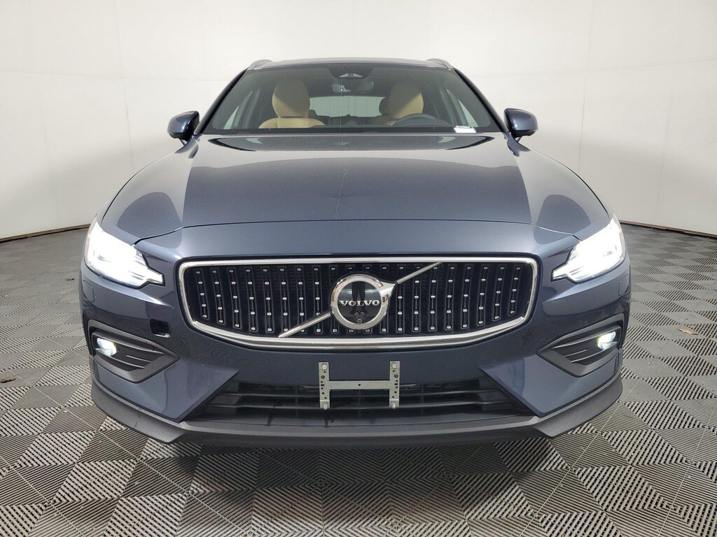 Used 2025 Volvo V60 Cross Country B5 Ultra Wagon