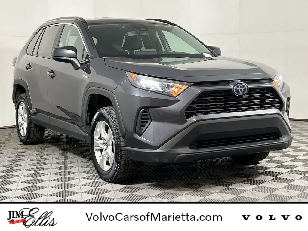 2019 Toyota RAV4 LE