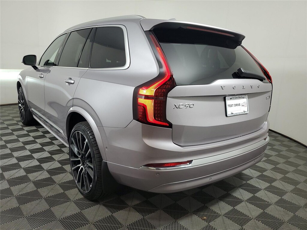 New 2026 Volvo XC90 B6 Plus 7-Seater SUV