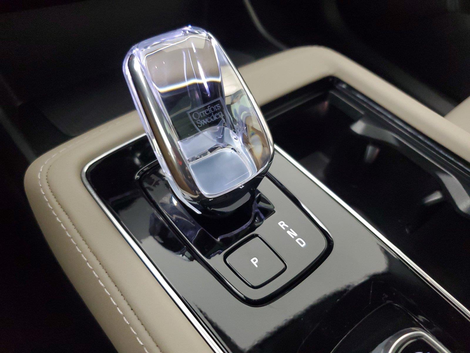 2026 Volvo XC90 Plus - Photo 32